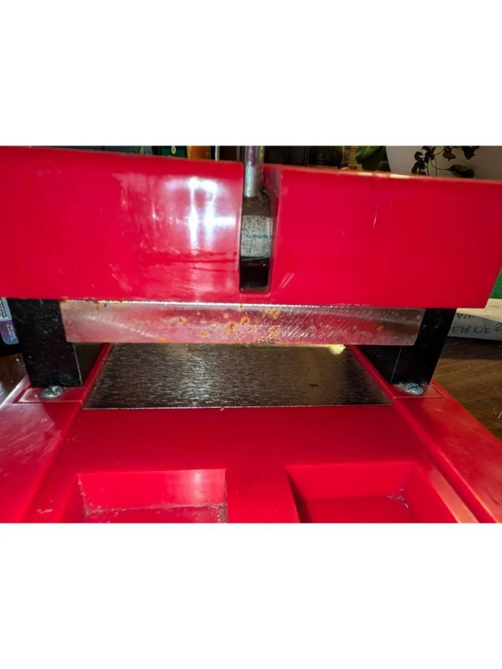 Sizzix Red Original Die Cutting Machine By Provo Craft & Ellison For Scrapbookin